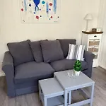 Apartment Koselig Sentralt I *